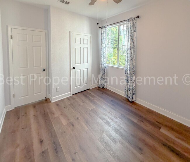 Building Photo - 23010 Canyon Terrace Dr