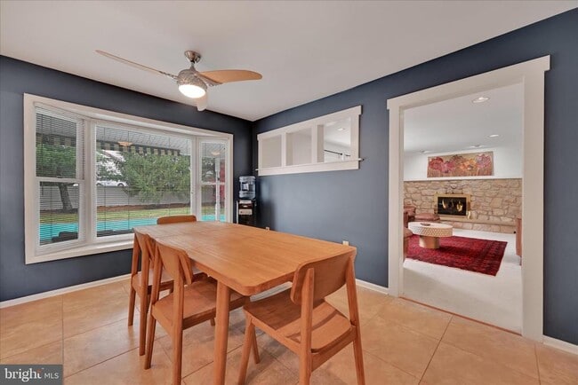 Building Photo - 1118 Jarvis Ln