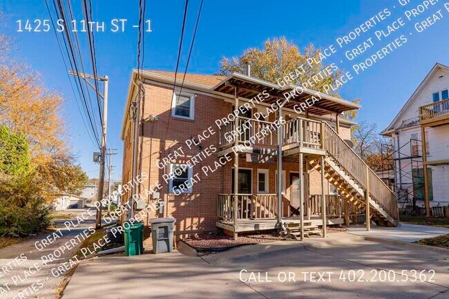 Building Photo - 1425 S 11th St