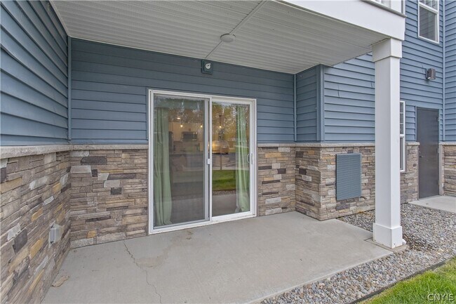 Building Photo - 3 Loso Dr