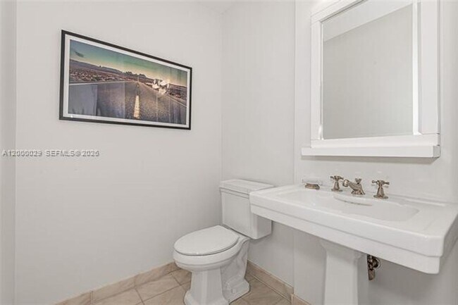 Building Photo - 50 South Pointe Dr