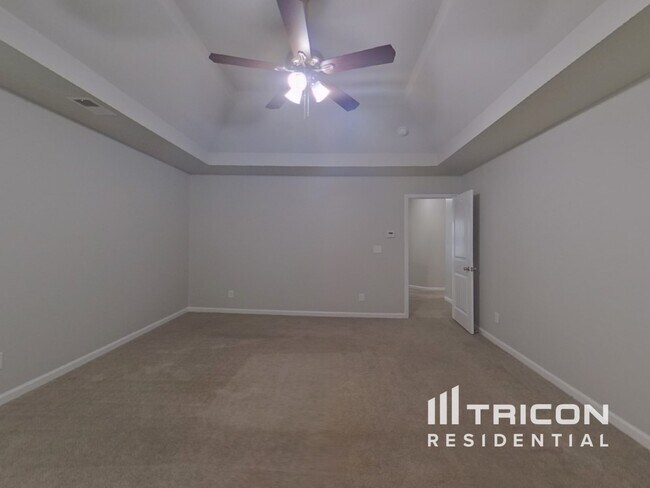 Building Photo - 64 Ledford Way