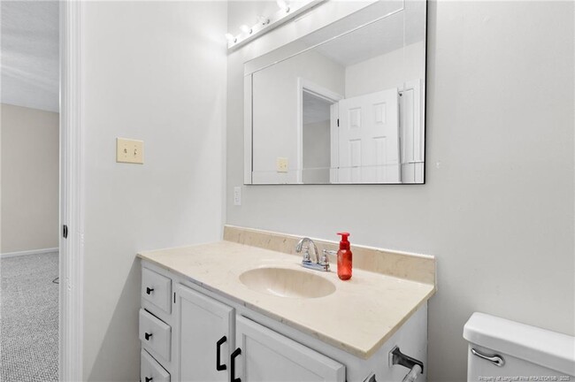 Building Photo - 1716 Valley Ridge Dr