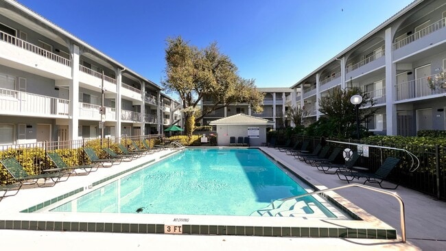 Building Photo - Altamonte Springs Apartment Coming SOON!