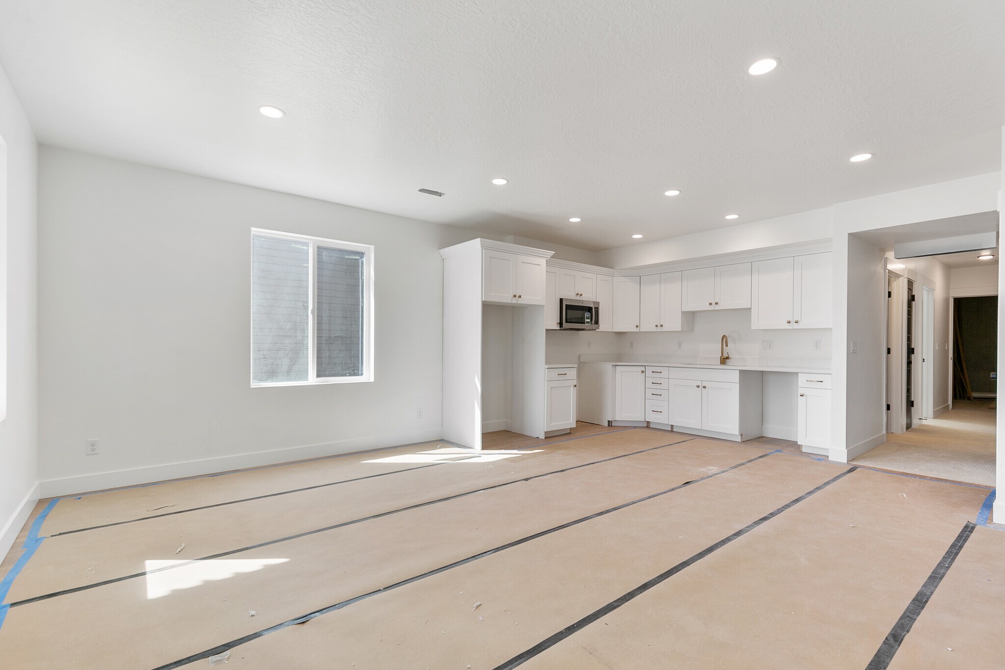 Building Photo - 3994 N 900 W