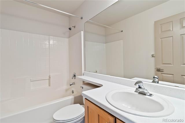 Building Photo - 4795 Fenwood Dr