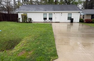 Building Photo - 99 Fairlane Dr