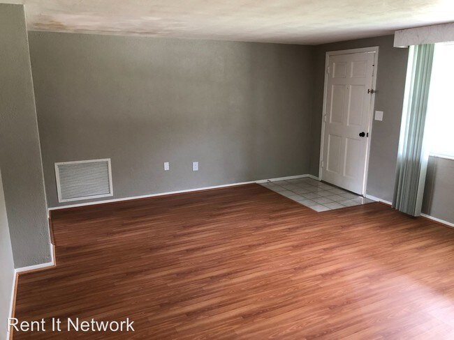 Building Photo - 3 br, 2 bath House - 5217 Greenwood St
