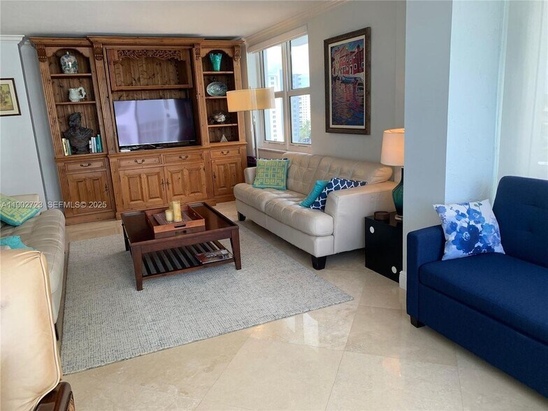 Building Photo - 3600 Galt Ocean Dr