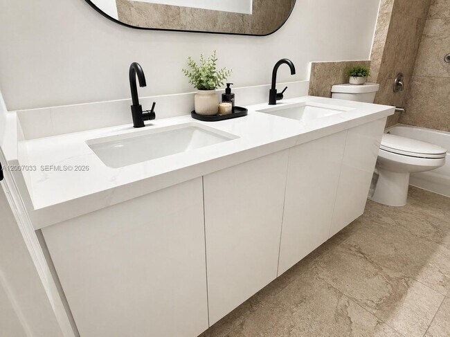 Building Photo - 450 S Park Rd