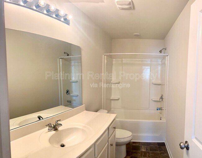 Building Photo - 541 Overo Dr