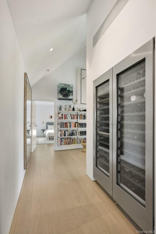 Building Photo - 1080 Springs Fireplace Rd