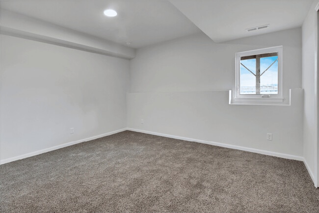 Building Photo - 3121 W 82nd Pl