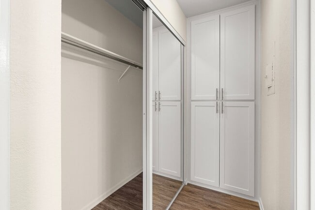 Interior Photo - Melrose Manor Apartments