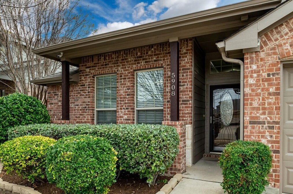 Building Photo - 5908 Stirrup Iron Dr