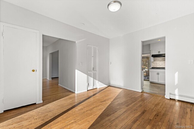 Building Photo - 45 Pamela Ln