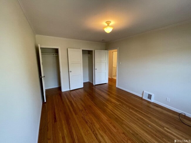 Building Photo - 1632 Funston Ave