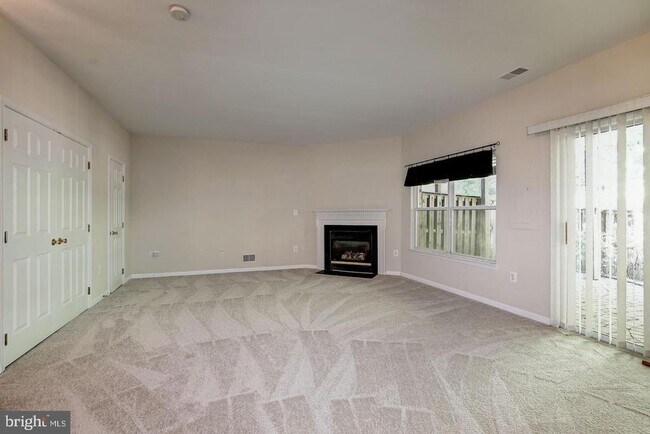 Building Photo - 6563 McKenna Way