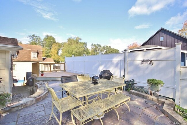 Building Photo - 78 Dunderberg Rd