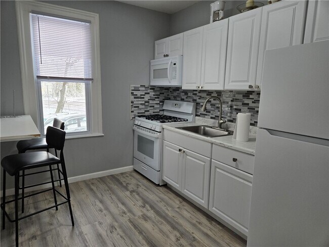 Building Photo - 2366 Spencerport Rd