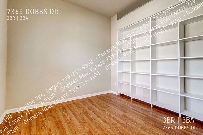 Building Photo - 7365 Dobbs Dr