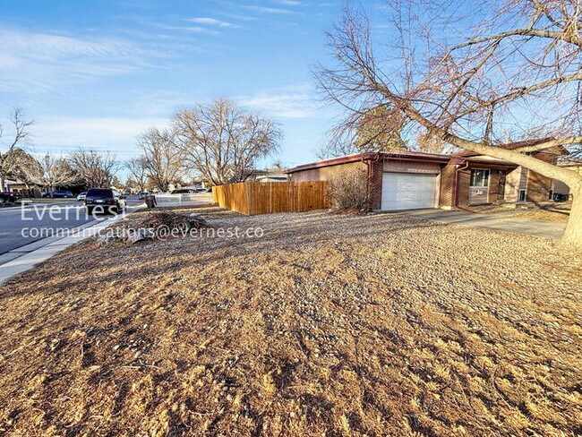 Building Photo - PROMO: Get $500 Off the First Month's Rent!3 Bed, 2 Bath Home with Garage / Available Now!