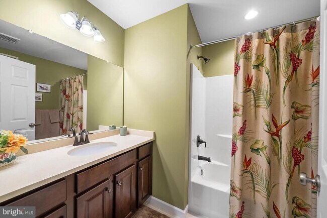 Building Photo - 317 Ridgewood Dr