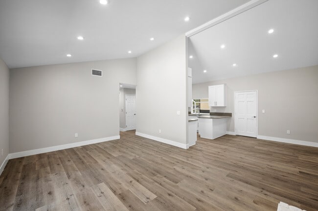 Building Photo - 22570 Los Tigres Dr