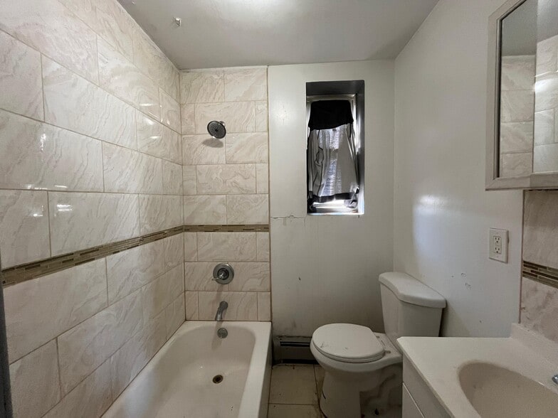 Building Photo - 113 Martin Luther King Jr Dr