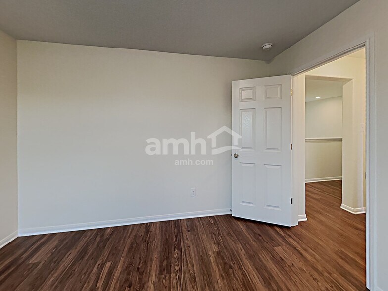 Building Photo - 16706 E Whimbrel Cir