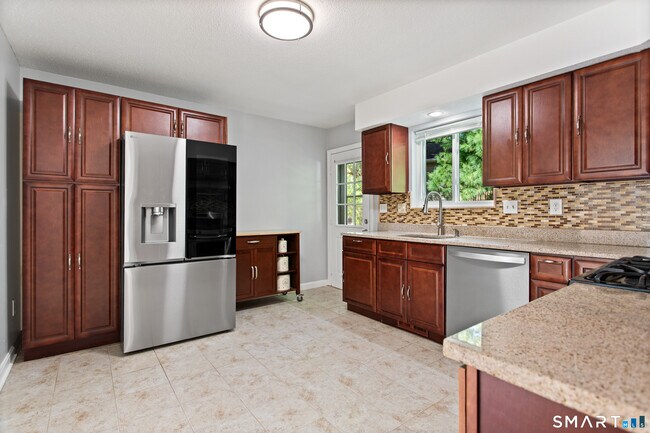 Building Photo - 124 Branca Ct