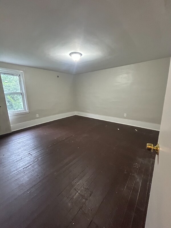 Building Photo - 4467 5th St
