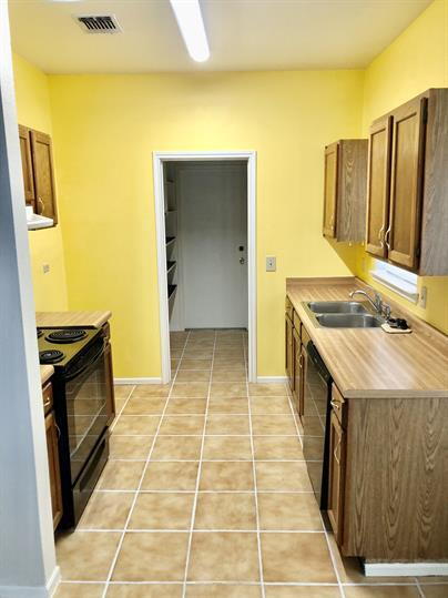 Building Photo - Charming 3-Bedroom Home in Feather Ridge –...
