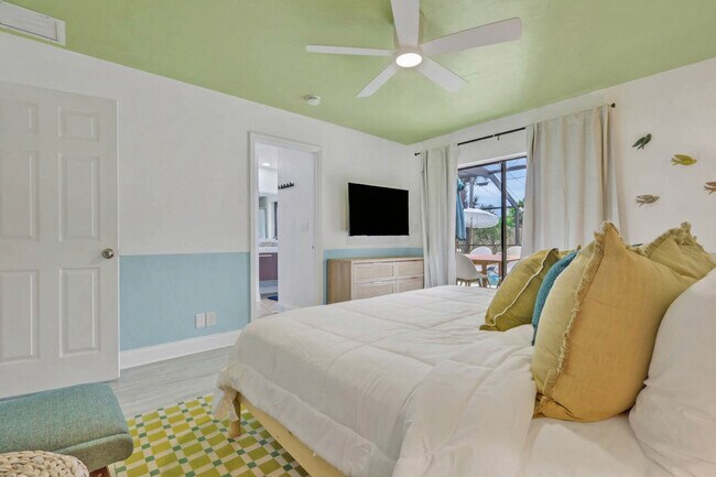 Building Photo - 758 103rd Ave N