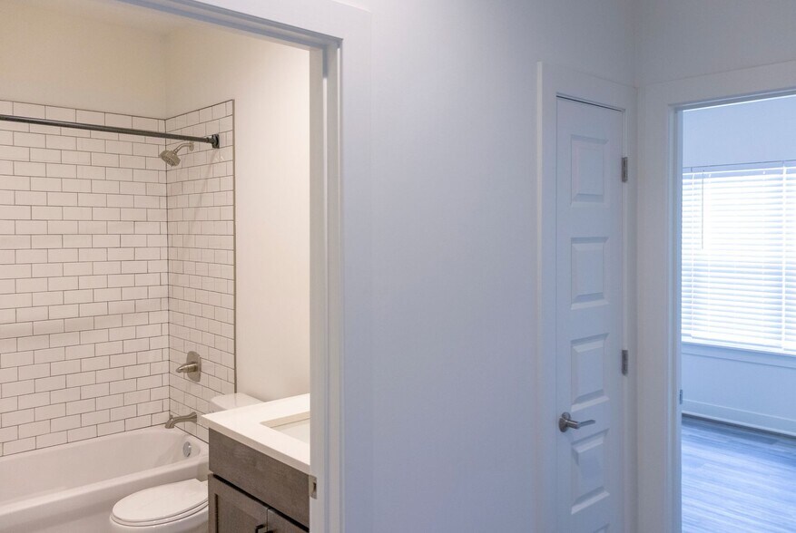 Building Photo - 19613 W 200th St