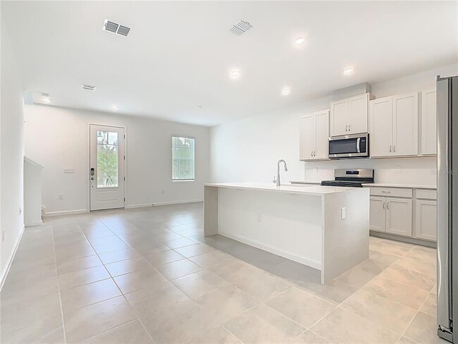 Building Photo - 2414 Celebration Blvd