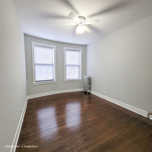 Building Photo - 5537 S Everett Ave