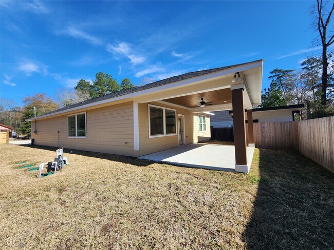 Building Photo - 25982 Lantern Ln