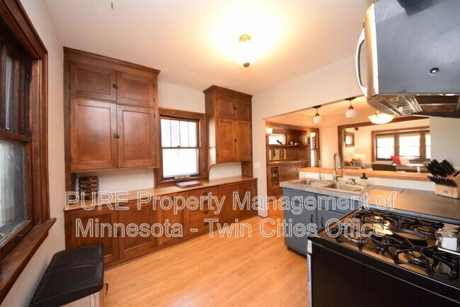 Building Photo - 4201 2nd Ave S