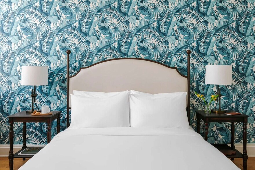 Building Photo - 925 Common St