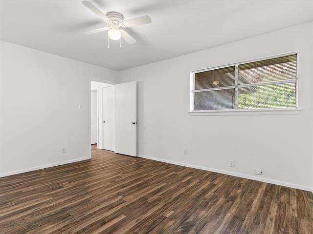 Building Photo - 4806 South Dr