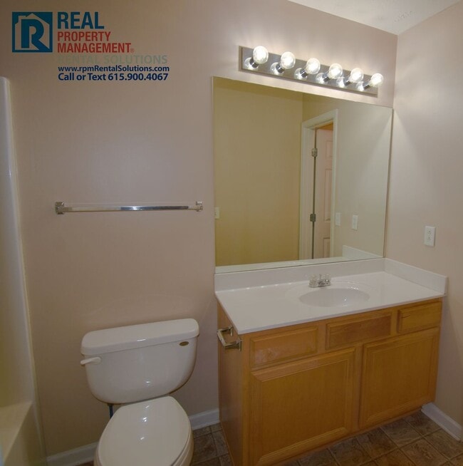 Building Photo - Adorable End Unit 2 bd Townhome with lawnc...