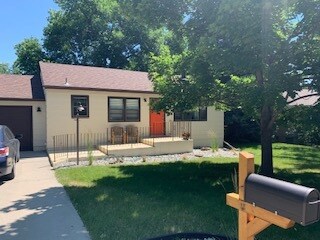 Primary Photo - 2715 Sunnyview Ln