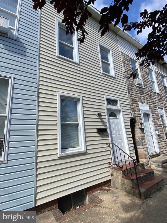 Building Photo - 3528 6th St
