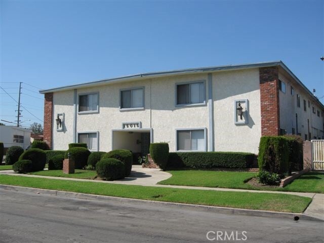 Building Photo - 15015 Gramercy Pl