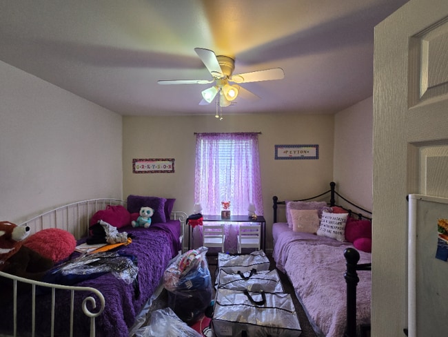Building Photo - 13455 Greenham Ct