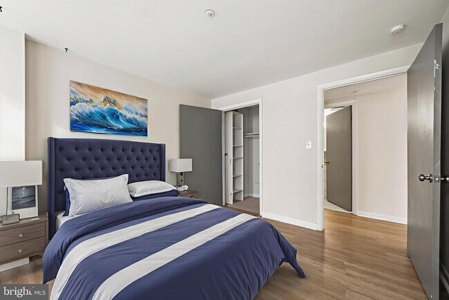 Building Photo - 2633 Adams Mill Rd NW