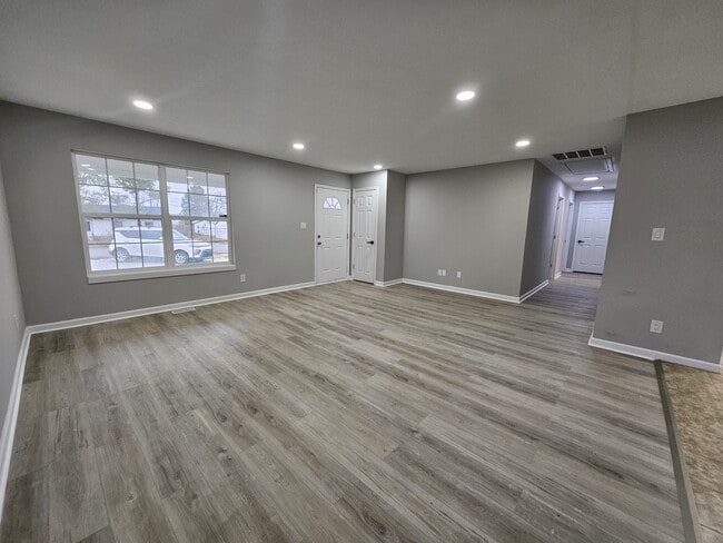 Building Photo - 3534 Hunt St