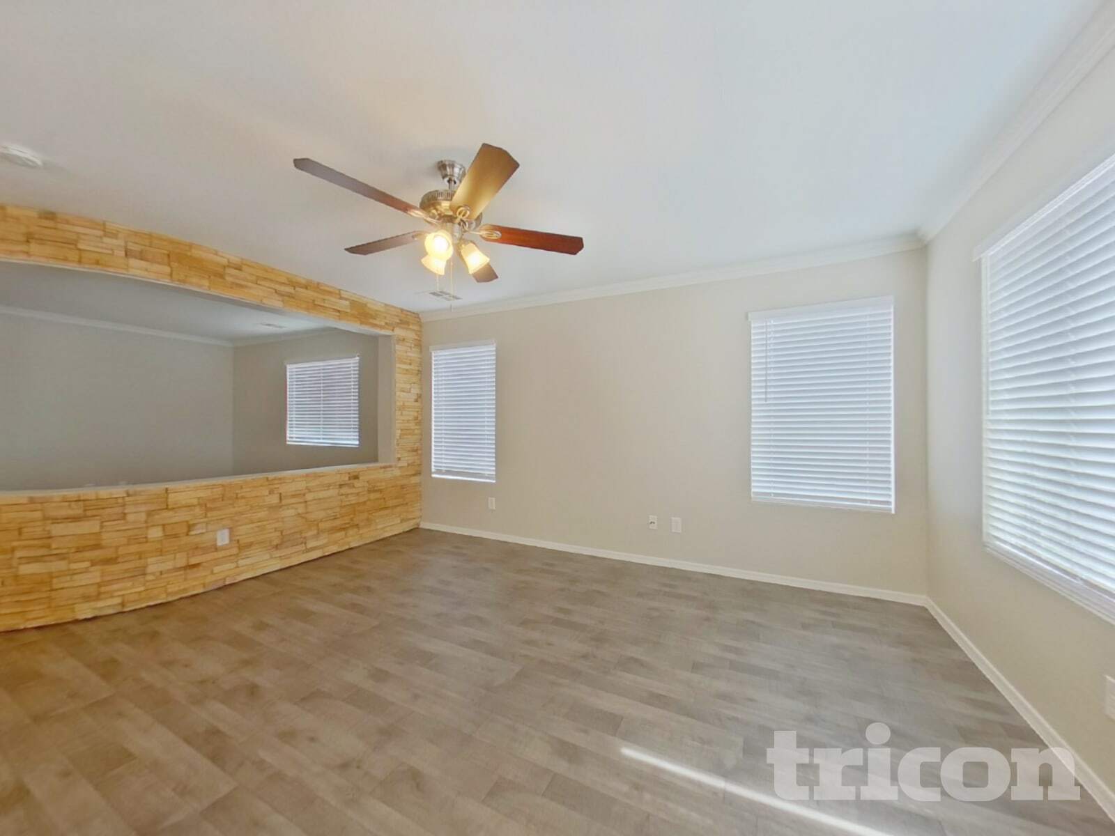 Building Photo - 35002 N Bandolier Dr