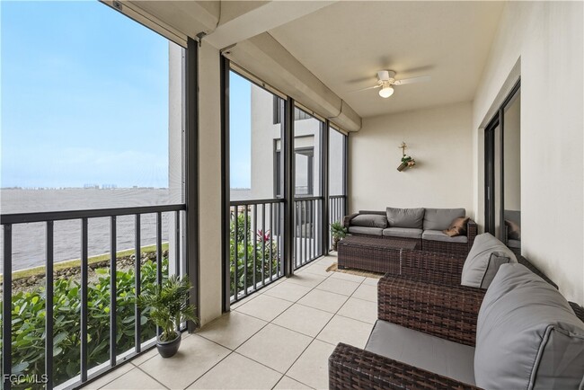 Building Photo - 1925 Clifford St